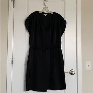 Simple black light weight cap sleeve dress
